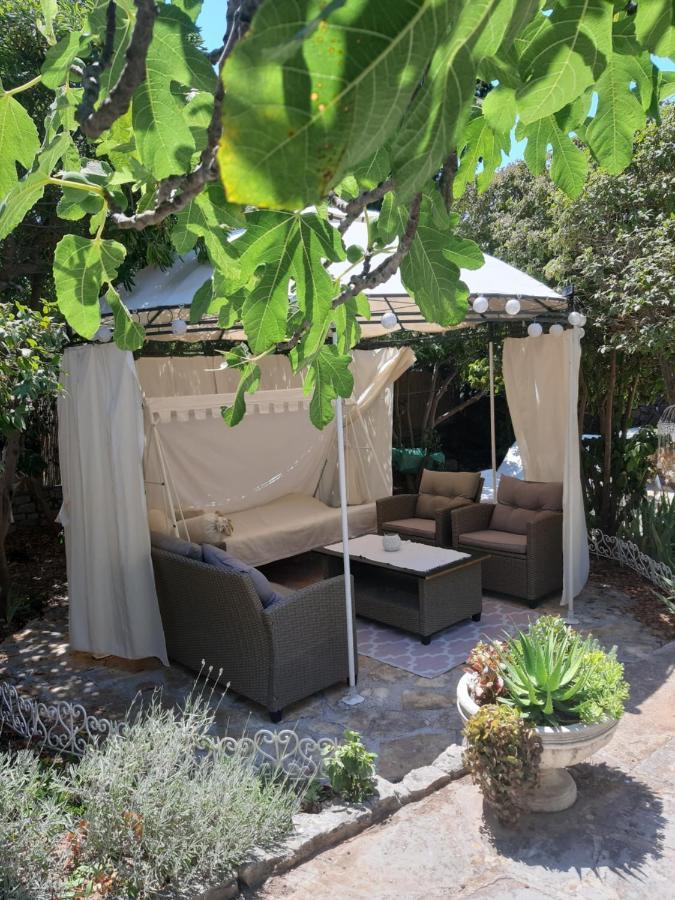 Apartment Lila Garden Bol Luaran gambar